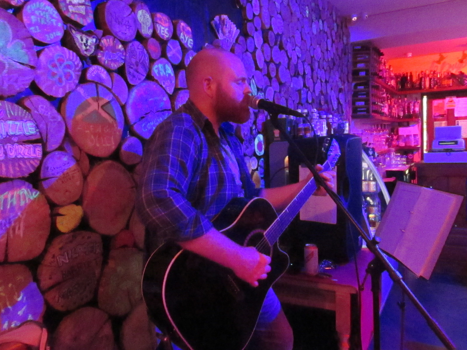 Acoustic Night-stuart Marsh at Brigstow Cafe/bar