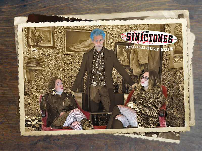 The SinicTones + Locomoss at Mr Wolfs