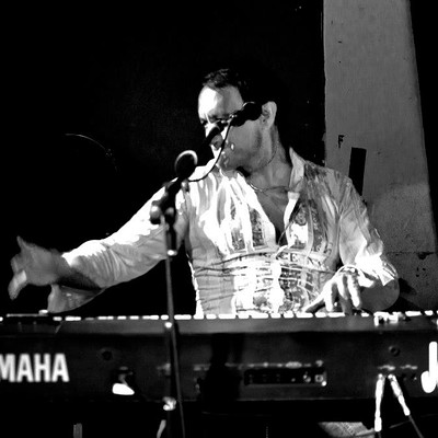 Jon Clare Piano Playing at The Bristol Fringe